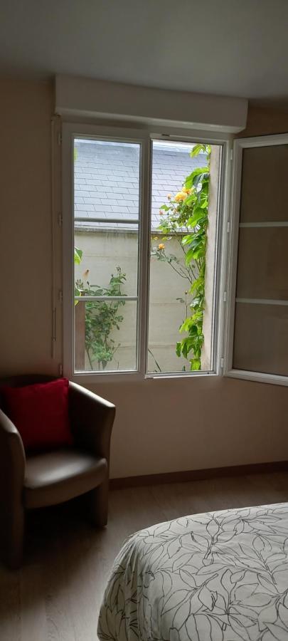 La Dunoise Bed & Breakfast Chateaudun Bagian luar foto